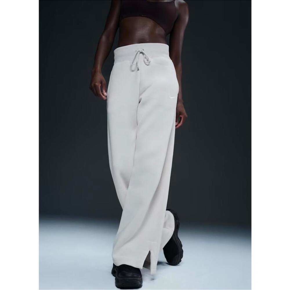 Nike Phoenix Wide-Leg Sweatpants
